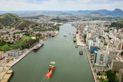 Imagem de Porto de Vitória bate recorde com aumento de 100% na movimentação de cargas
